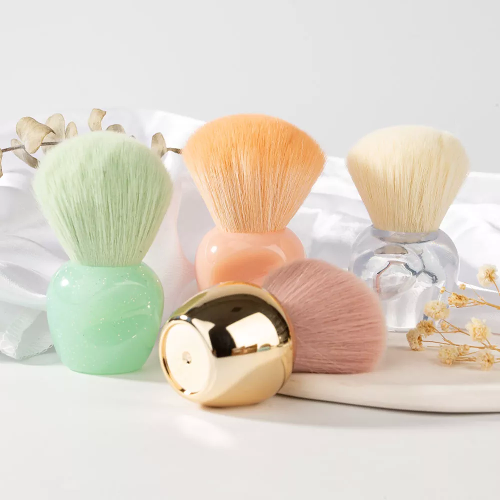 Руменило единечни четки за шминкање